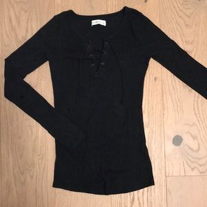 Cross tied front black long sleeve